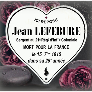 Reproduction d'un cœur funéraire pour militaire avec texte long (plus de 50 lettres) et calligraphie personnalisée.