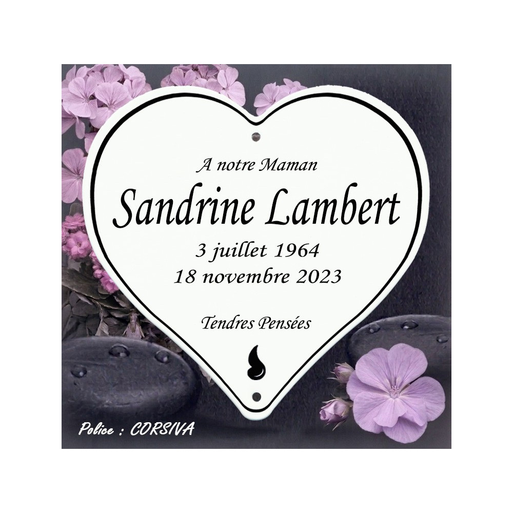 Fabrication artisanale d'un Coeur funeraire en email blanc personnalisé police Corsiva