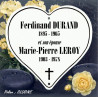 Coeur funéraire avec croix chrétienne et 5 lignes de personnalisation police Oldone