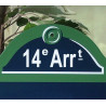 Modèle du chapeau de gendarme de la plaque de paris avec un arrondissement