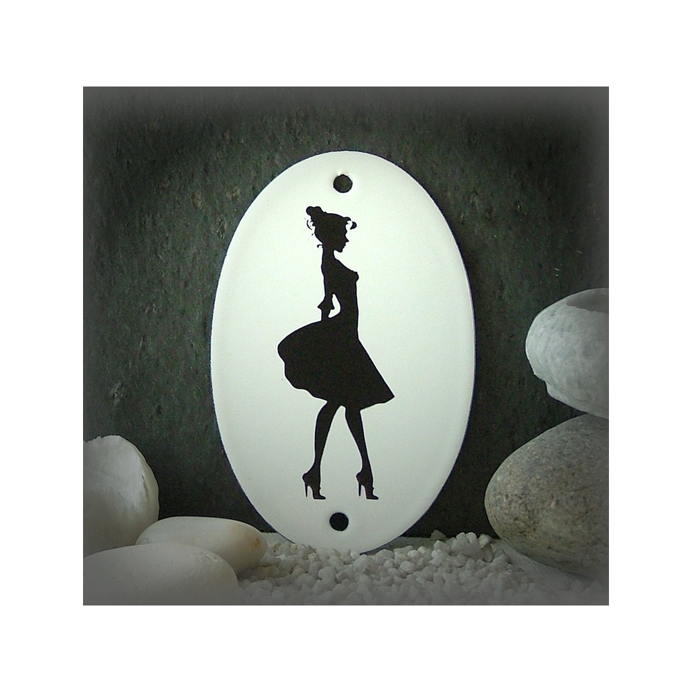 Lot de 2 Plaques ovales émaillées figurine homme & femme