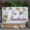 White personalized enamel plate robin decoration brown english caracters
