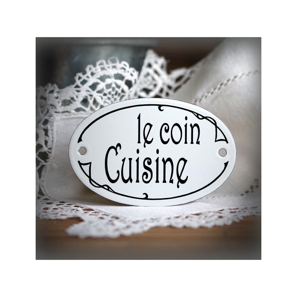 Plaque ovale de porte texte noir sur émail blanc : Le coin Cuisine