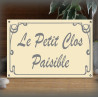 Plaque 30x20cm émail ivoire personnalisée filet anglais police Brush