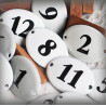 Numéro ovale bombé 4x3cm émail blanc pour la customisation des meubles