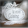 Plaque ovale de porte émaillées blanc texte gris : Le coin Cuisine
