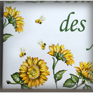 Home plate in enamel sunflower decor