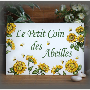 Home plate in enamel sunflower decor