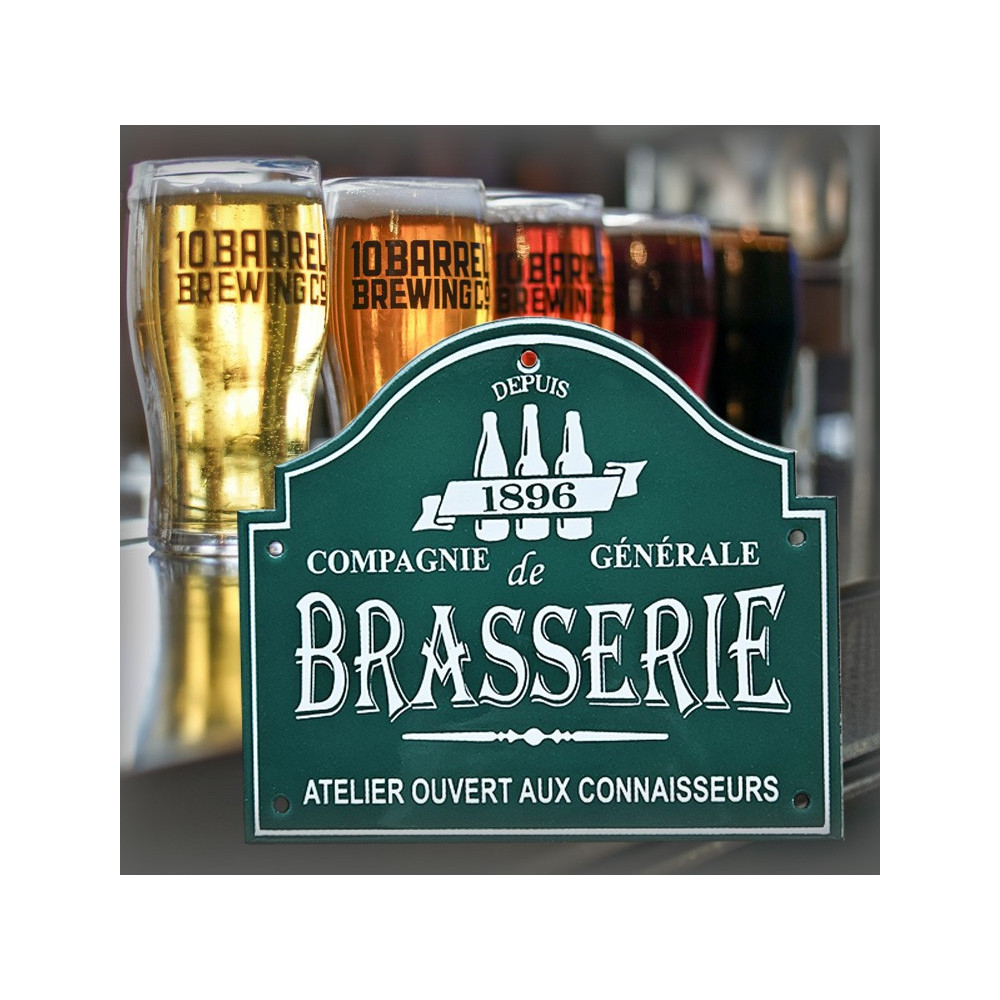 Un air de brasserie parisienne : la plaque publicitaire vintage pour votre demeure.